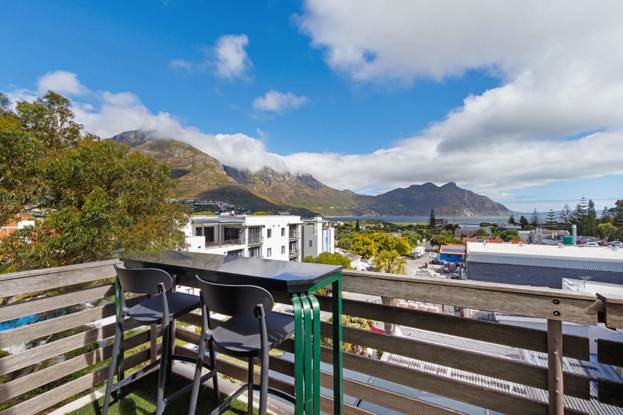 2 Bedroom Property for Sale in Hout Bay Western Cape